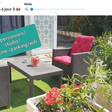 Gite Du Stade Le Studio Cour Parking Et Piscine Partagee マルセイユ エクステリア 写真